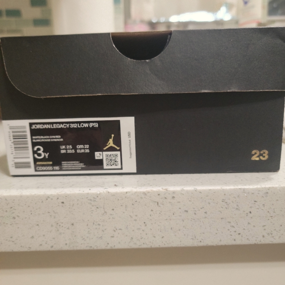 Jordan's  big kids size 3y